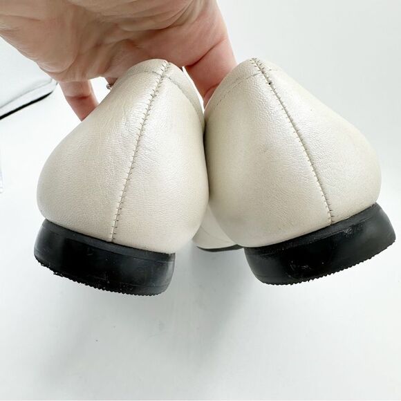 Trotters Womens Pearlized Ivory Leather Slip On Dress Shoe Flats Almond Toe 7 W - Picture 6 of 14